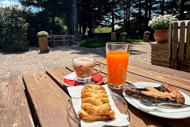 Bar Valsorda colazione all'esterno